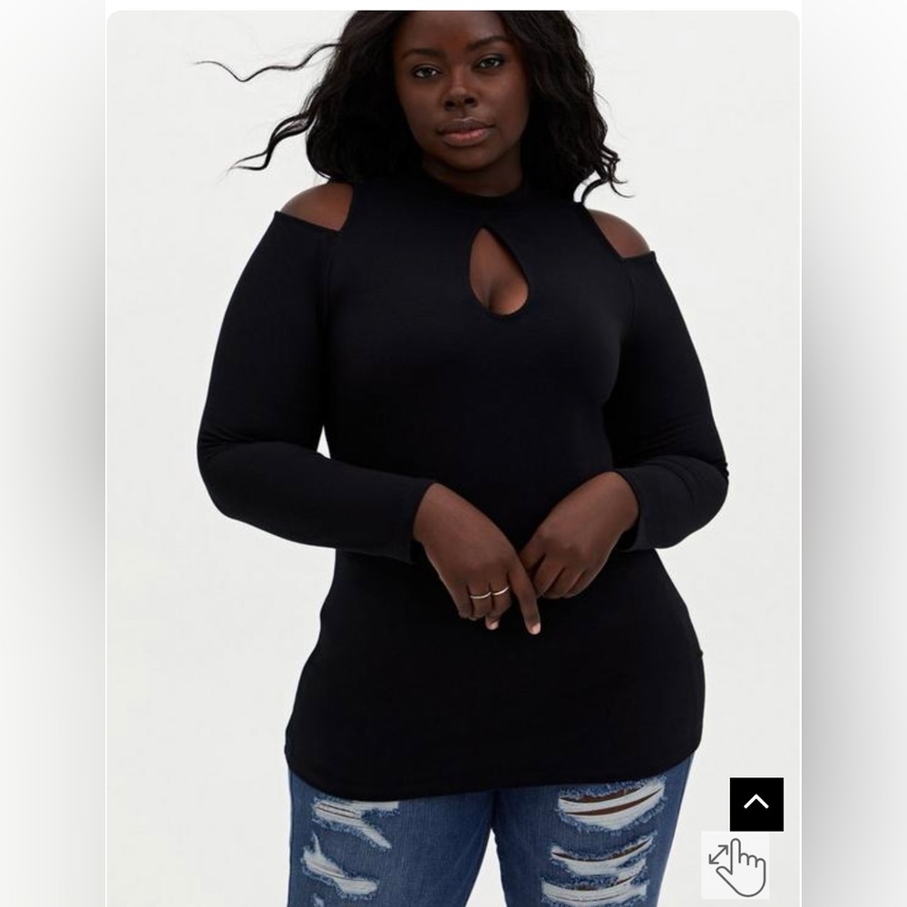 Torrid long sleeve cold shoulder black top in size 1X - Torrid Foxy fabric - Picture 4 of 9